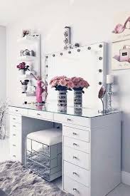 Great Ideas For Small Bedroom Decorating Check The Pin For Lots Of Diy Bedroom Decor Ideas 24362345 Bedroomidea Vanity Decor Modern Vanity Table Home Decor