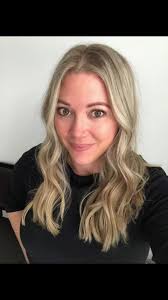 What a beautiful blended transformation done by Vanessa. Blonde specialist  located in oakville Ontario .#healthyblondes #yyzhair #vanessacarter