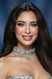 La bella Kristal Silva NB México 2016, dentro del programa Venga La  Alegría, se disfrazó de Dora La Exploradora. Ya esta lista para el estreno  de la Película.