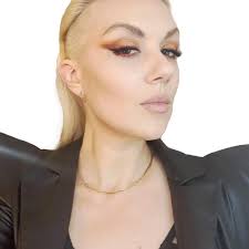 Lea Luna • Facebook