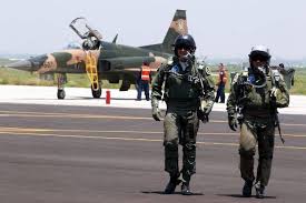 Cuánto costó el avión que envió el gobierno mexicano a bolivia para traer a evo morales. La Fuerza Aerea Mexicana Ordena La Inspeccion A Uno De Sus F 5 Noticia Defensa Com Noticias Defensa Mexico Aviones Mexicanos Aviones De Combate Fuerza Aerea