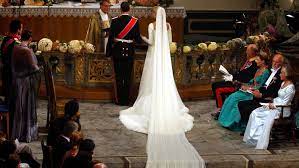 Maybe you would like to learn more about one of these? Das Brautkleid Von Kronprinzessin Mette Marit Infos Zu Design Und Stil