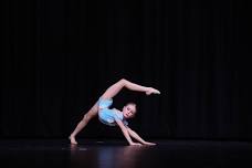 Lennox Head | Solos & Groups — Starbound Entertainers Festival