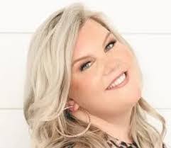 Caitlin Kohl's Instagram, Twitter & Facebook