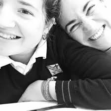 Laura Madera (@laurillamad)