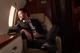 Pictures of the honda jet, one of the worlds' first private jets. 7 Reasons Why Private Jet Travel Is So Special Eagle United