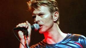 Por qué David Bowie tenía los ojos de diferente color: el origen de un mito  visual