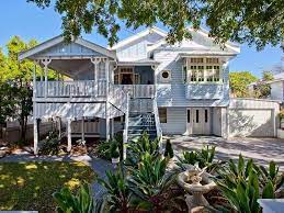 See more ideas about queenslander, queenslander house, australian homes. Queenslander Home Queenslander House Facade House Weatherboard House
