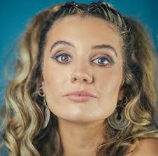 Deborah Keyser's Instagram, Twitter & Facebook