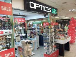 A similar if not identical lens is marketed un the rokinon, bower, opteka, samyang and possibly falcon and polar names, as well as vivitar. Optics85 Optics 85 Giant Taman Pemata Please Visit Us Facebook