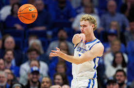Collin Chandler is back at UK Basketball practice after battling minor  injury | A Sea Of Blue