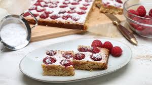 Rezept Himbeer Schnitte Rezepte Ard Buffet Swr De