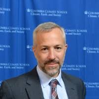 2600+ "Daniel Pe" profiles