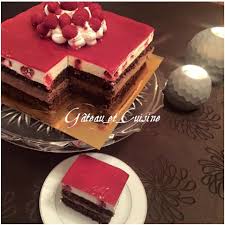 Entremets Aux Deux Mousses Chocolat Et Framboises Gateau Et Cuisine Mousse Au Chocolat Gateau Mousse Chocolat Gateau Chocolat Framboise