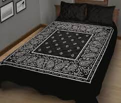 Single sided printed on high quality cotton amd poly blend hyfleece fabric. Black Bandana Bed Quilts With Shams Quilt Bedding Shams Quilt Sets