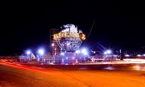 Caranya gampang sekali, yakni cuma dengan mencari tahu info terakhir mengenai gaji umr majalengka dan gaji umk majalengka tahun ini di gajikaryawan.com. 10 Tempat Wisata Alam Di Majalengka Yang Populer Buat Liburan Bandoeng