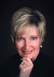 Vicki Hanks's Instagram, Twitter & Facebook