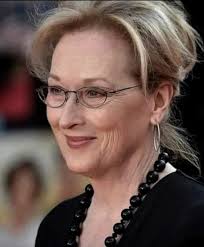 Angelina Jordan's Smile and Facial Expressions in Photos