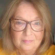 Where to book an Airbnb in Amsterdam for a 5-day trip?