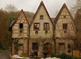 Maison De Sorciere Ancient Houses English Country Cottages Cottage