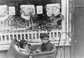 To revisit this article, visit my profile, thenview saved stories. 61 Rare Vintage Photos Of Grocery Stores That May Surprise You Bored Panda