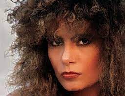 Loredana bertè is a 70 year old italian singer born on 20th september, 1950 in bagnara calabra, italy. Who Is Loredana Berte Dating Loredana Berte Boyfriend Husband