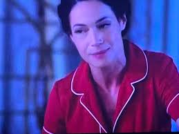 i´m surprised, SORA does "the finger" even without mentioning it in the  prompt.