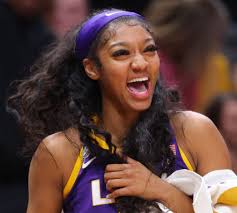 Do Carl & Ciara Hook Up? 'Summer House' Breakdown