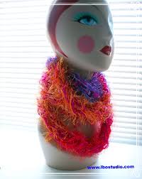 This is done using super bulky yarn, which is nice and cozy and would probably work about x better than what i was trying to do last night. Free Pattern Zippy Knitting Loom Infinity Scarf Serendipity