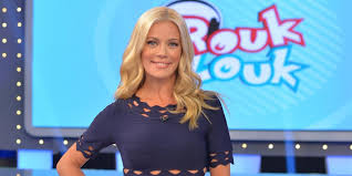 Η λαμπερή ηθοποιός και παρουσιάστρια ζει μία. Ma8ete 10 Agnwsta Api8ana Pragmata Gia Th Zeta Makrypoylia