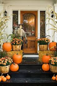 Hand decorated by me, a bale of hay attached to a piece of cardboard at base, with 2 scare crows , metal autumn sign with wooden sticks. 12 Ways To Use Hay Bales For Fall Decor The Southern Holiday Home