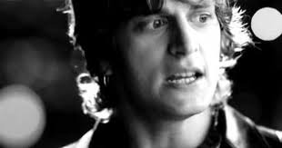 Black And White Music Video Male Singer 90s Matchbox Twenty If You Re Gone Official Video Matchbox Twenty Rob Thomas Music Mix