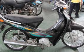 Soalnya jaman sekarang kendaraan yang masih standar itu biasa aja, modifikasi pada bagian mesin motor. Sejarah Lengkap Honda Supra Bapakmu Punya Yang Mana Sob Semua Halaman Gridoto Com