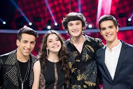 Can you guess which song will sing?@497794110370770:274:praia do sal resort @106200340960897:274:omaggio praia do sal. Fernando Daniel Francisco Murta Miguel Carmona E Marta Carvalho Sao Os Finalistas Da 4 Âª Temporada