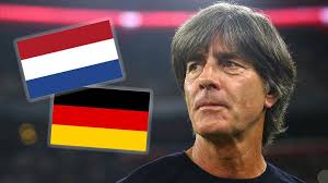Joachim löw spricht über die erkenntnisse aus der niederlage gegen die niederlande. Dfb Aufstellung So Spielt Deutschland Gegen Holland Low Mischt Kraftig Durch Und Lasst Reus Draussen Sportbuzzer De