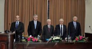 Carol davila, medic roman de orgine franceza, in colaborare cu nicolae kretzulescu a pus bazele invatamantului medical din tara noastra. Carol Davila University Of Medicine And Pharmacy