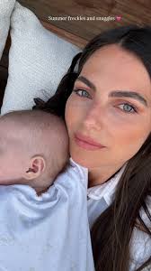 kelly piquet fan💌 (@kellyplover)