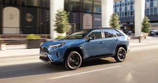 How does the toyota corolla cross compare to the toyota rav4? 2022 Toyota Rav4 Gets A New Hybrid Trim For Its 25th Birthday Forbes Wheels
