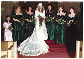 Vintage 80s Photo Wedding Bride W Bridesmaids In Pretty Green Dresses Ebay Vintage Bridesmaid Dresses Bride Bridesmaid