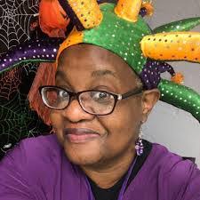 Carolyn Brackin's Instagram, Twitter & Facebook