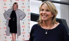 63 kg, medidas do corpo: Fern Britton Health Star Describes Her Health Battle As Techiazi