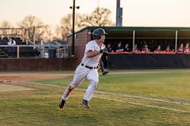 64 Honored at Senior Banquet