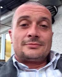 Online insult chat room goads users to suicide