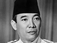 Soekarno presiden pertama republik indonesia, soekarno yang biasa dipanggil bung karno, lahir di blitar, jawa timur, 6 juni 1901 dan meninggal di jakarta, 21 juni 1970. 7 Fakta Menarik Presiden Soekarno Yang Patut Diketahui