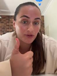 Young Aussie reveals surprising way she saves money with friends