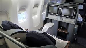 The boeing 777 family of aircraft currently has two main passenger versions plus a boeing 777 freighter version. United Airlines 777 Business Class To Hawaii Youtube