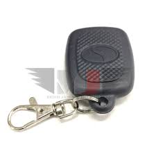 Di garasi berjajar dua buah mobil bermerek, warna biru tua dan silver. Kunci Pintu Kereta Car Door Lock Key Oem Produa Perodua Myvi Kancil Kelisa Kenari Viva Kembara Alarm Remote Control Shopee Malaysia