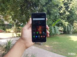 Infinix Hot 5 Review: A budget ...