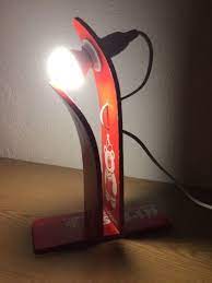 kleine tischlampe aus ski upcycling kleine tischlampe lampe diy lampen