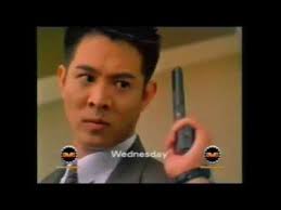 Cinayet zanlısının yakalanması için yardımcı olma kararı gizemli bir profesyonel katil tarafından kandırılır. Jet Li The Defender Film Trailer 1994 Youtube